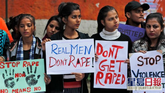 印度女性上街发声。AP资料图片
