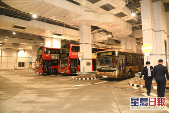 觀塘裕民坊運輸交匯處今日啟用。