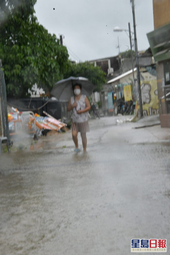 鯉魚門村未見有嚴重水浸。