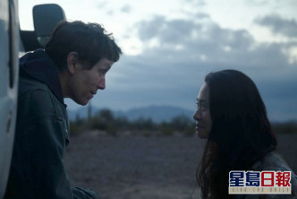 法兰丝麦杜文凭赵婷执导的《浪迹天地》，夺影评人协会影后。