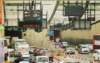 三隧分時段收費見效 西隧車流上升 紅隧東隧車流降