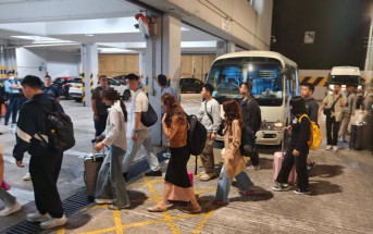 警方聯同入境處新界南多區打擊黑工及掃黃 拘捕22人