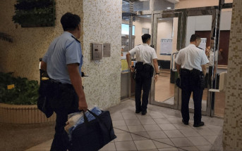 新蒲崗采頤花園女子倒斃屋內 被大量雜物壓住僅現手臂 胞弟上門揭發