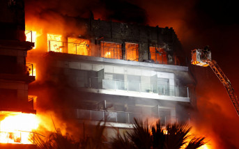 西班牙住宅大樓火警  至少4死14傷19人失蹤