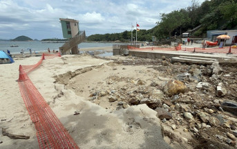 西貢清水灣二灘被暴雨沖毀  灘頭出現亂石巨坑