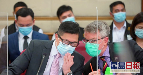 網民擬鼓吹十一遊行用汽油彈鄧炳強：與全香港人對著幹| 星島日報