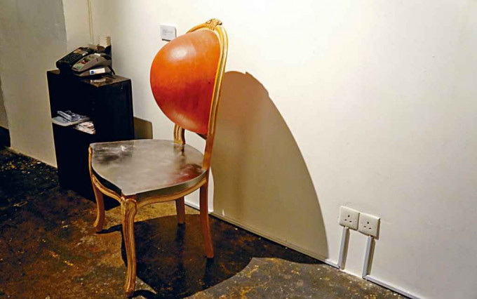 林嵐作品《Oval Chair》。
