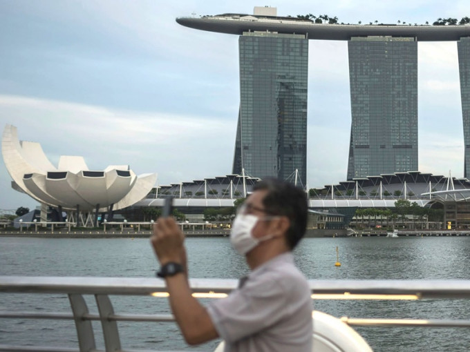 新加坡再度反彈新增657宗確診。AP