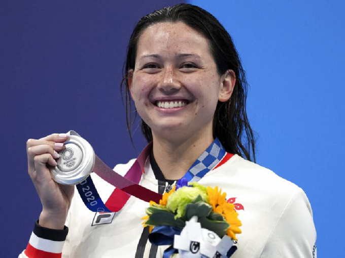 何詩蓓取得女子200米自由泳銀牌。美聯社圖片
