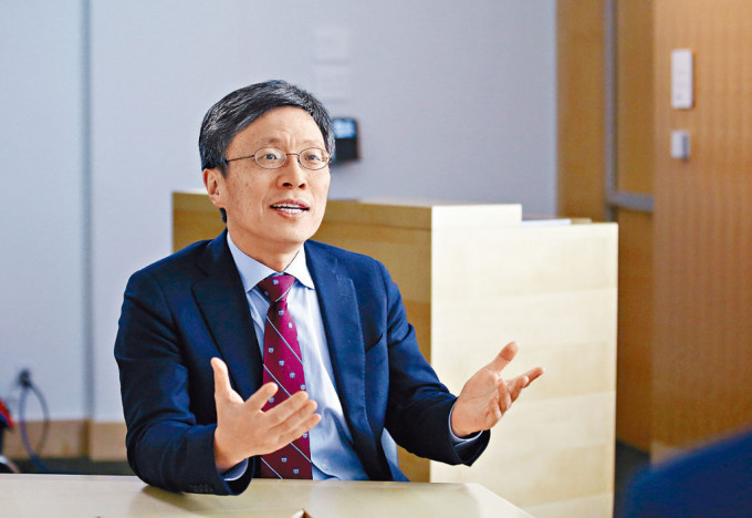 微软前全球执行副总裁沈向洋获委任为香港科技大学校董会主席，下周一起生效。