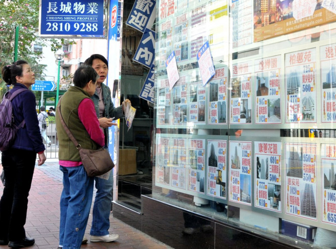 去年送交土地註冊處註冊的所有種類樓宇買賣合約共79193份，按年下跌5.5%。資料圖片