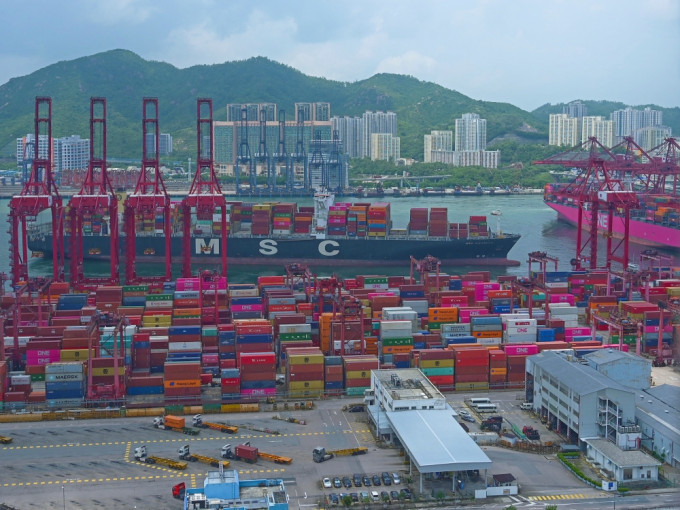 　隨着「大灣區」落實，香港葵青貨櫃碼頭的獨特性，必然逐步被整個大灣區分薄。資料圖片