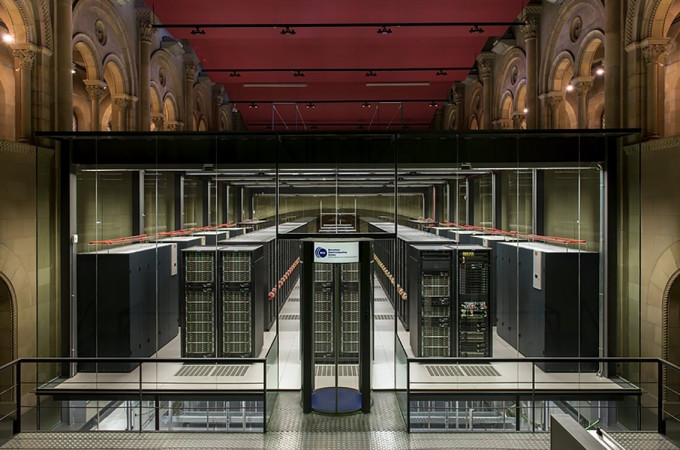 參與Fastcure計畫巴塞隆拿超級電算中心內的超級電腦，名為「MareNostrum」。