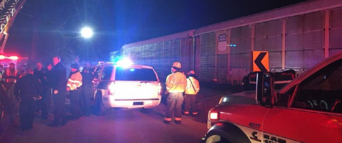 美国南卡罗来纳州火车相撞 逾2死70伤。网上图片