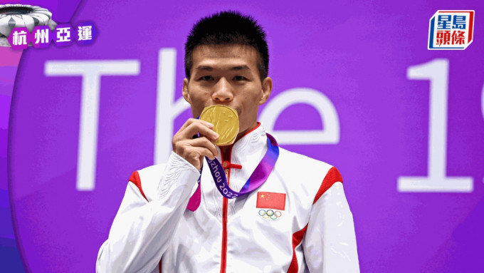 江海東奪得男子散打56公斤級冠軍。新華社