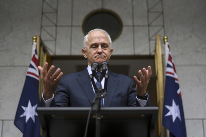 澳洲總理特恩布爾，3日內2次遇到執政自由黨黨內迫宮。（網圖）