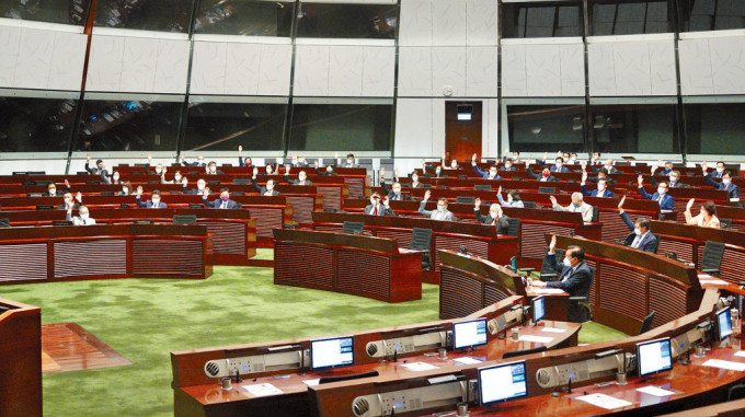 立法会将于十二月中举行补选，填补四名议员席位。