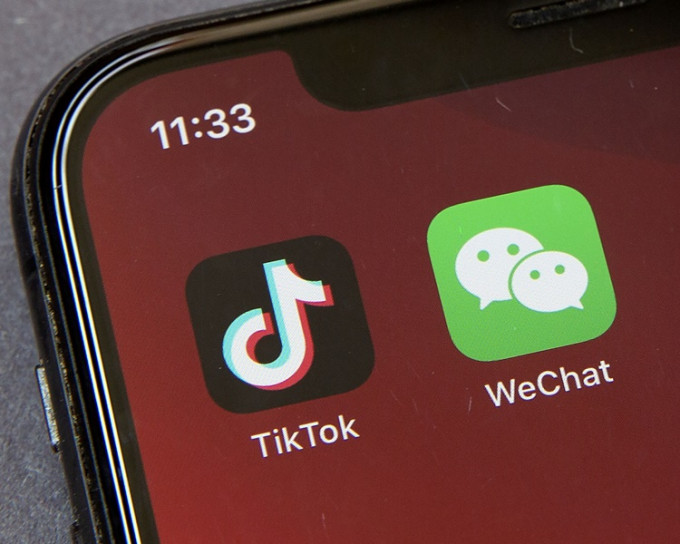 美国从周日（20日）起将禁止在境内下载WeChat及TikTok。AP