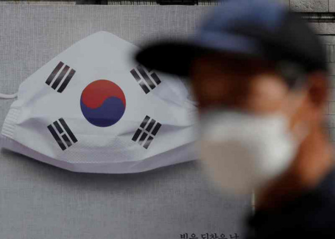 南韓累計2.1177萬宗確診。AP