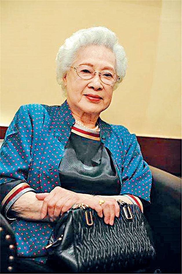 秦怡在上海逝世，享年百歲。