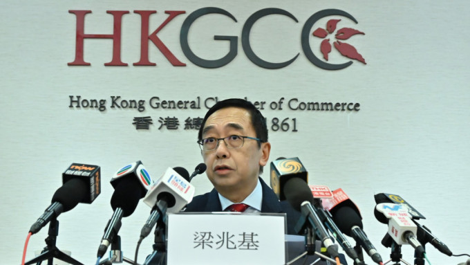 香港总商会上调本港今年GDP增长预测  由3.8%调高至4.2%。黄颂伟摄