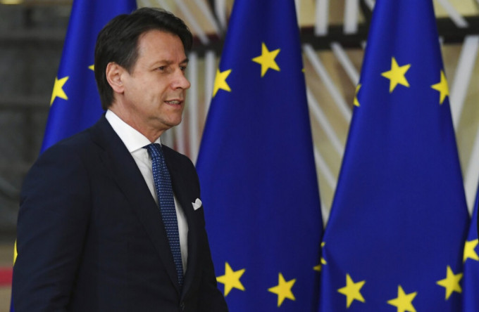 意大利總理孔特威脅會辭職。AP