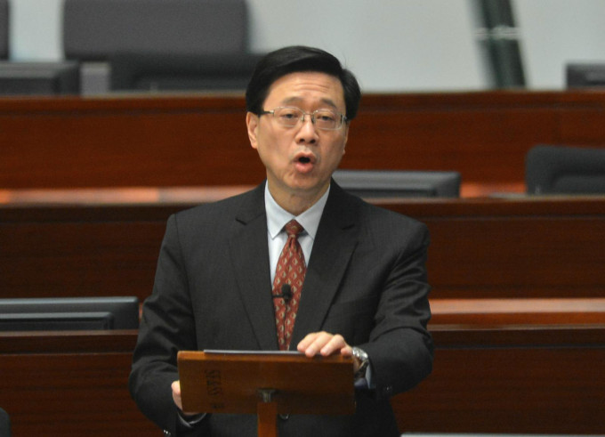 李家超强调政府将为移交逃犯严格把关 。