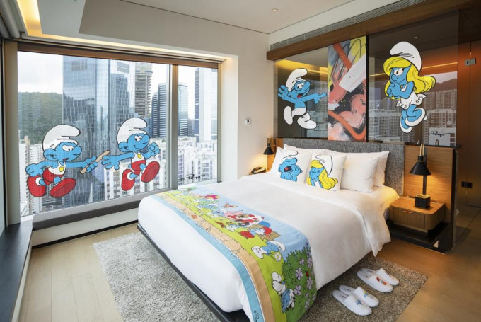 Klook夥拍香港东隅酒店推全港首个蓝精灵主题Staycation计画「蓝精灵．十分劲」。