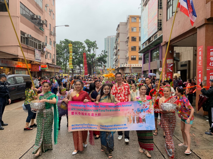 乐善堂期望每年均赞助泰国泼水节，推广社区共融。