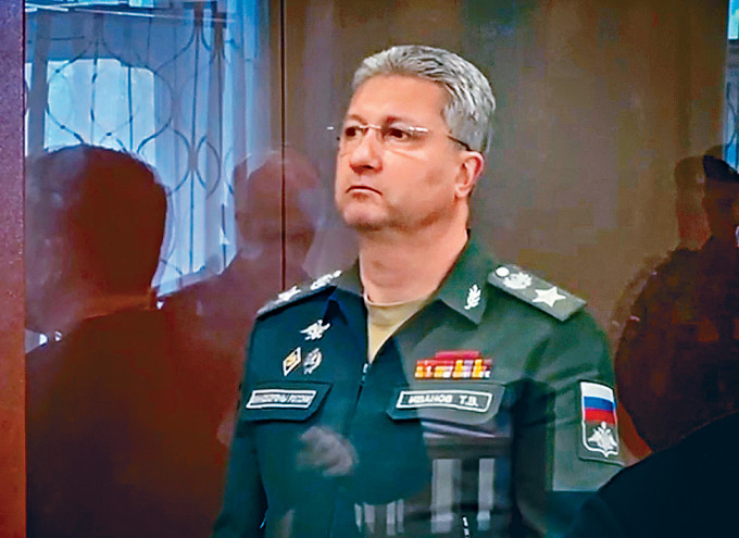伊萬諾夫周三在莫斯科出庭，站在被告玻璃籠內。