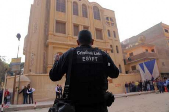 开罗南部一处教堂遭不明身份武装人员袭击，造成至少10人死亡。
