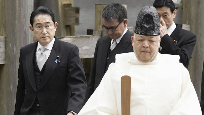 日本首相岸田文雄本月4日前往三重县伊势神宫参拜。AP资料图