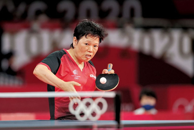 58岁的倪夏莲代表卢森堡出战今届东京奥运。新华社资料图片