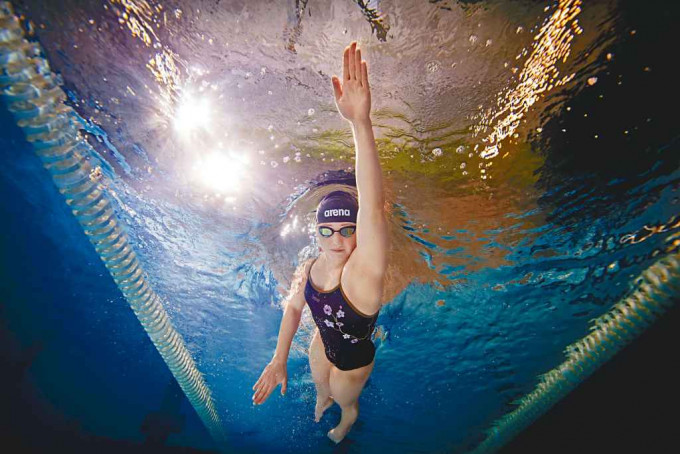 何诗蓓对二百米自由泳最有冲牌信心。
