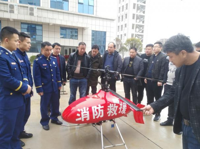 湖南出現首支消防救援無人機編隊。
