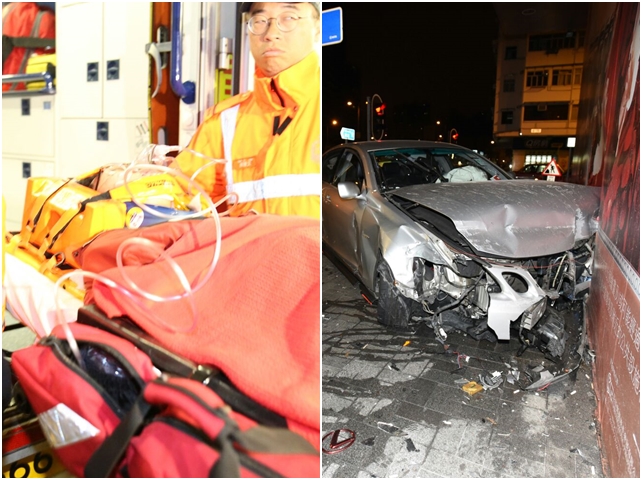 私家车车头严重损毁（右），司机送院治理。