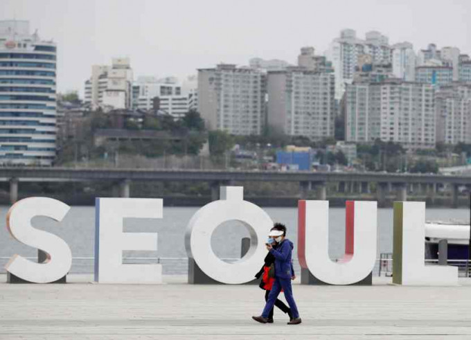 南韩将保持社交距离措施延长至5月5日。AP