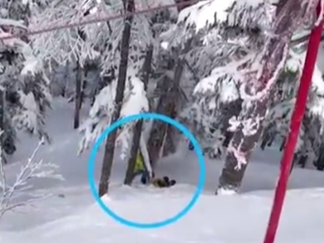 李中大不顧危險，滑下20多米深山坡，將日婦救起，但他卻不慎迷路。 網上圖片