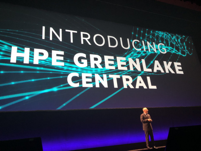 HPE主席兼行政總裁Antonio Neri介紹HPE GreenLake Central方案。