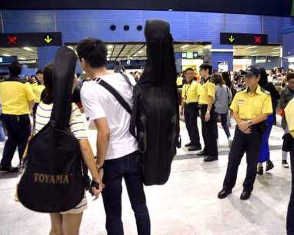 港鐵乘客違規帶超尺寸超重行李數字大跌。資料圖片