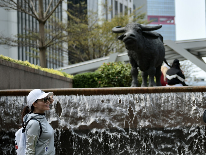 股票印花稅由0.1%上調至0.13%。資料圖片