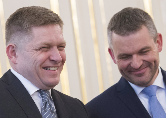斯洛伐克新总理佩莱格里尼（右）。AP图片