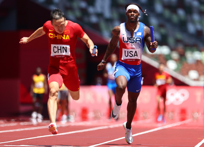 中国打入男子4x100米接力决赛。Reuters