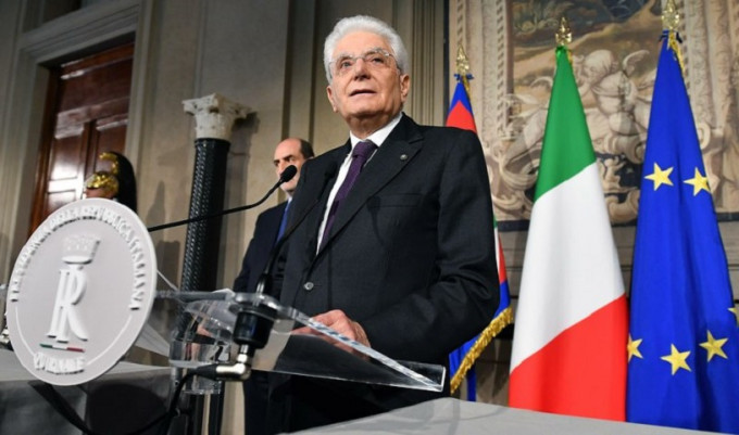 意大利總統馬塔雷提出成立一個「中立政府」 ,如得不到支持,或提早七月大選。