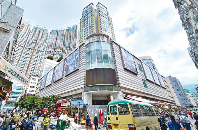荃灣協和廣場由亞證地產購入，成交價10億。