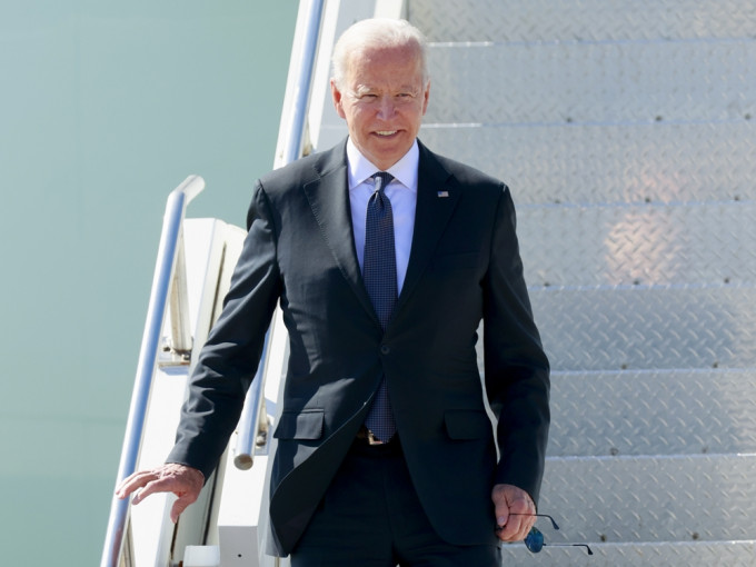 美国总统拜登抵日内瓦，将于当地周三与俄罗斯总统普京会晤。AP图片