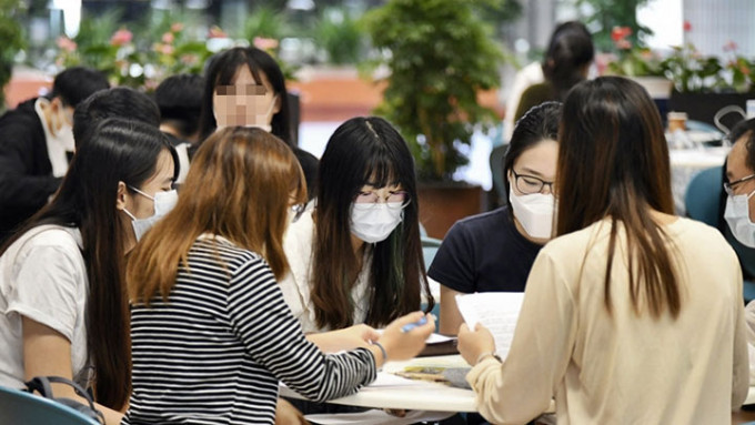 大棋盤｜港青內地創業考公僕 文化差異須適應