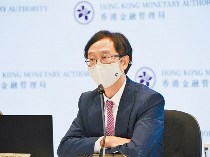 刘应彬表示，本港可能会更快触及7.85的弱方兑换保证。