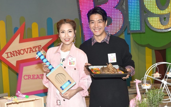 节目中，黎诺懿及陈敏之会教小朋友厨艺及劳作。