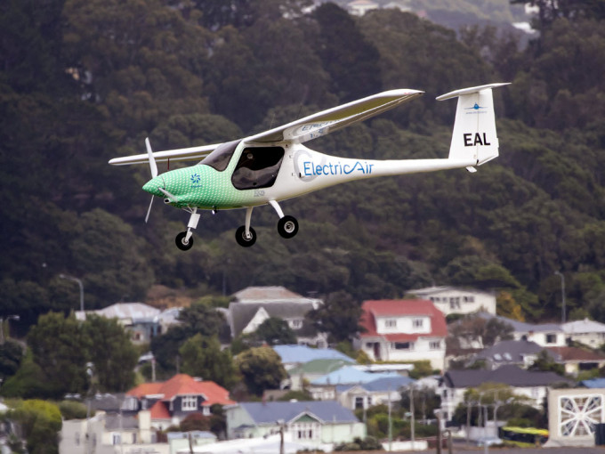 载人电动飞机首次飞越纽西兰海峡。AP图片